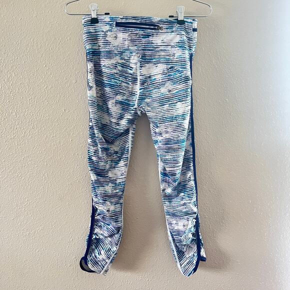 Lululemon Real Quick tight in blurry belle multi/ Hero Blue - Picture 7 of 10